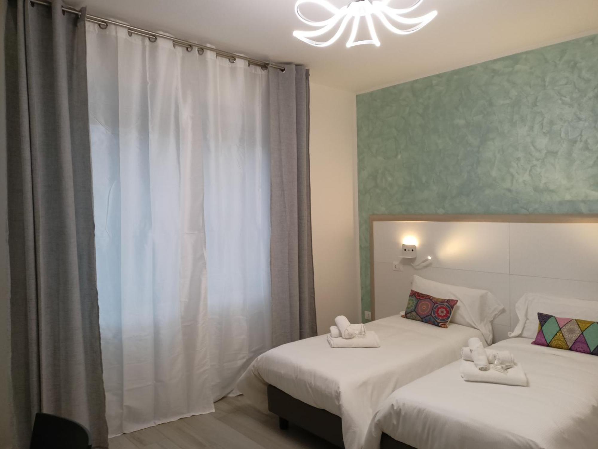 La Dea Rooms フェラーラ エクステリア 写真