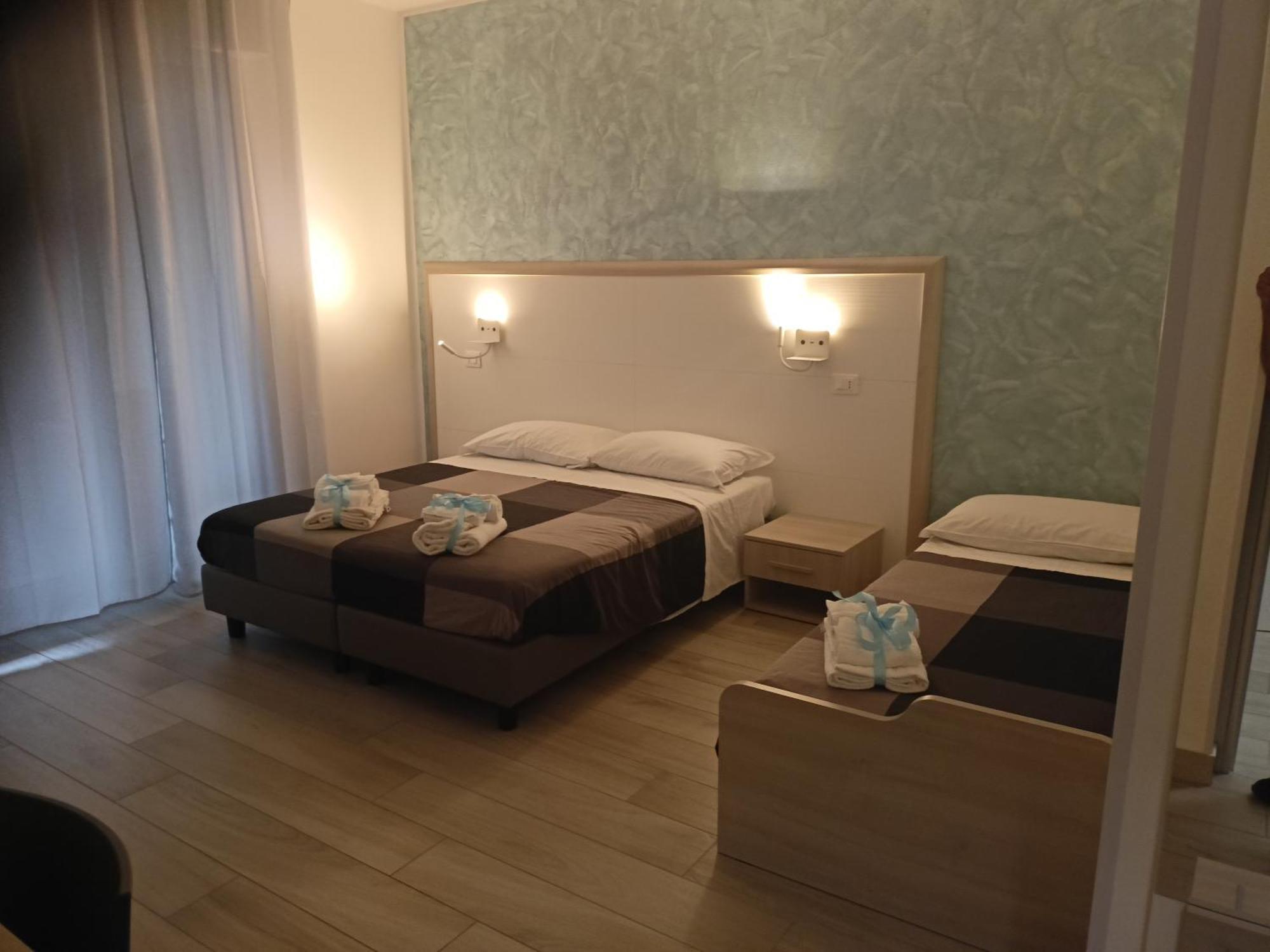 La Dea Rooms フェラーラ エクステリア 写真